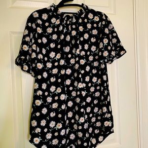 BNWT Black Daisy blouse.